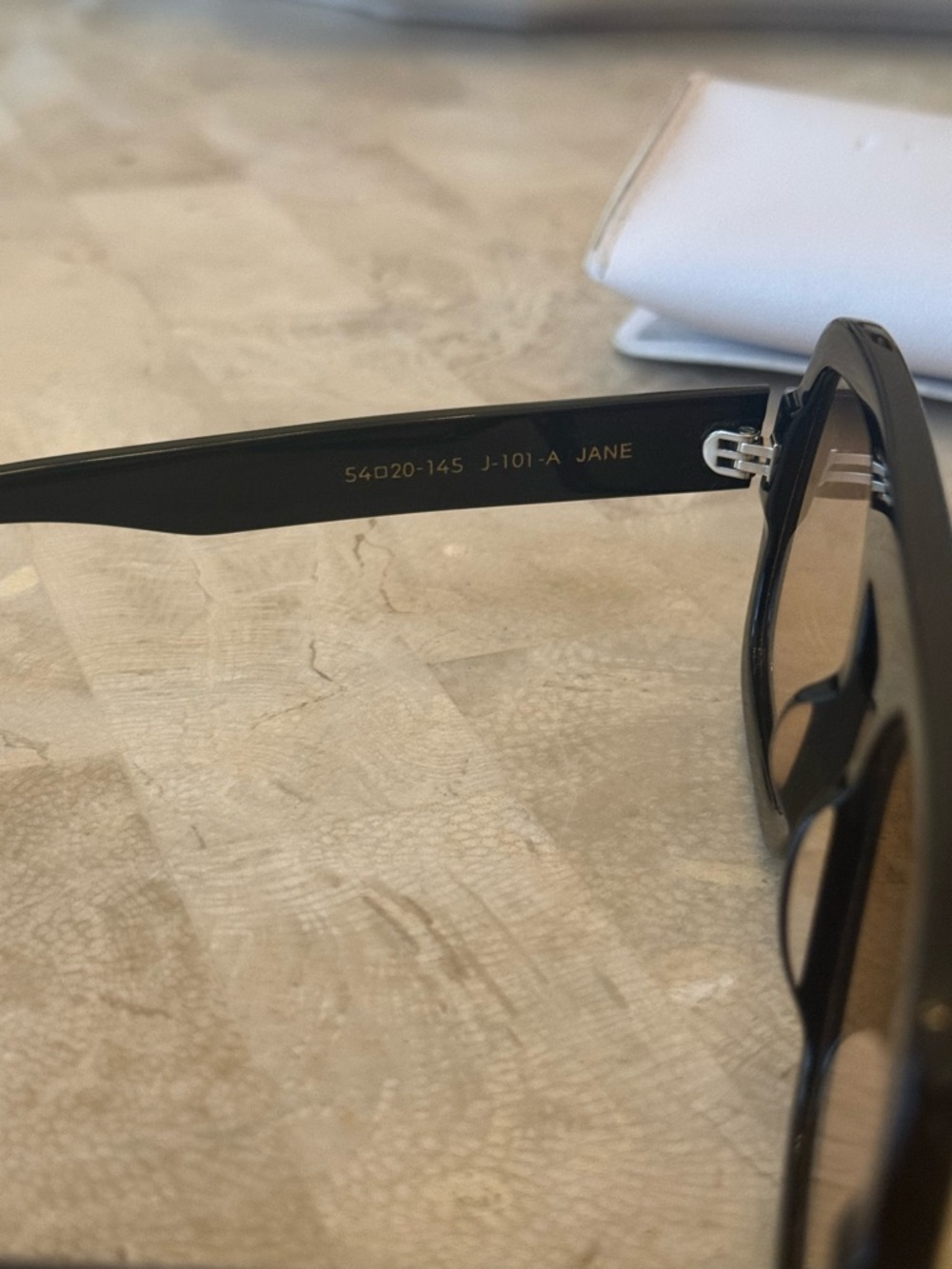 Elisa Johnson Jane Regular Sunglasses - Picture 4 of 5
